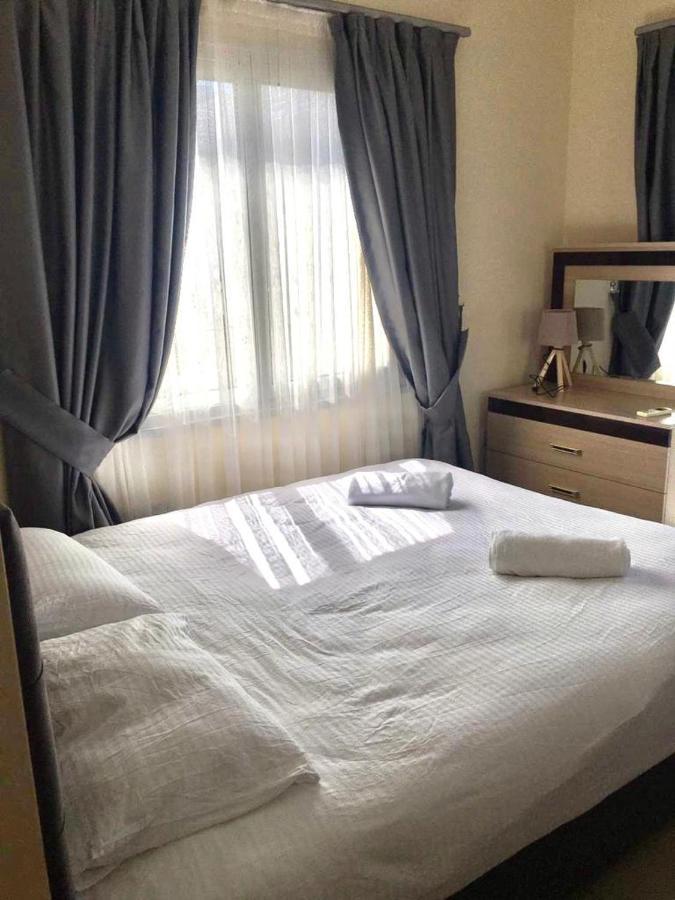 Luxury Two-Bedroom Apartment In Amazing Place Lukomorye C4 Karavas  Exteriör bild