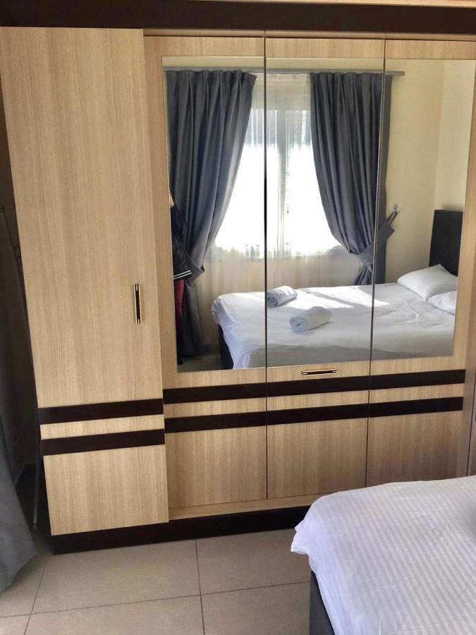 Luxury Two-Bedroom Apartment In Amazing Place Lukomorye C4 Karavas  Exteriör bild